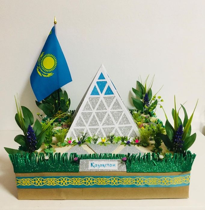 Рисунки и поделки  в садик