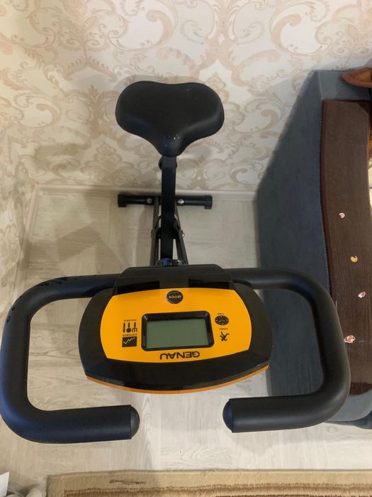 Продам велотренажер Genau
