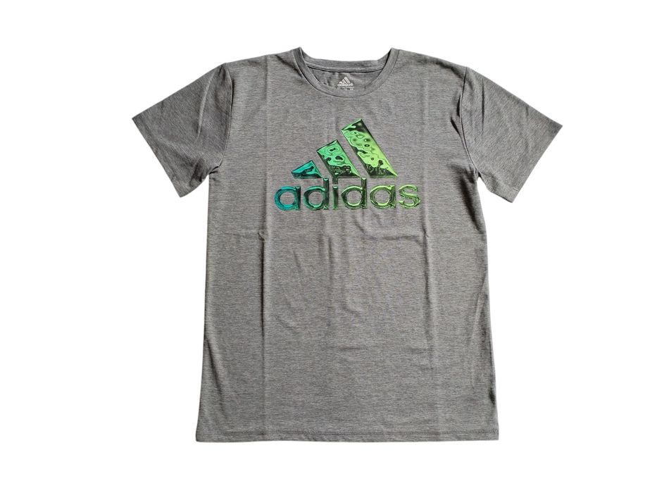 Adidas - XL (18-20 години ) младежка тениска