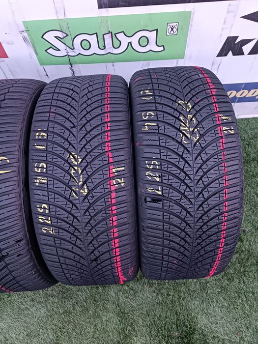 225.45.17 2x Continental 2x Goodyear