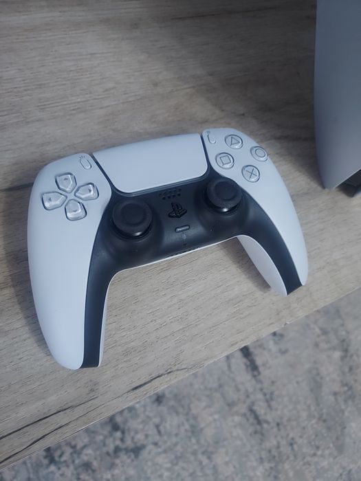 Ps5 Slim.DIGITAL 1TB excelent
