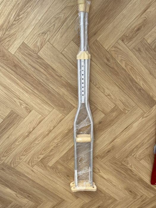 Костыли в отличном состоянии