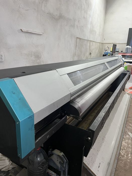 Широкоформатный принтер