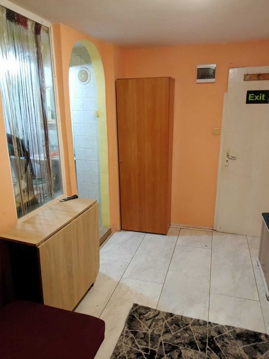 Едностаен апартамент под наем – Централна поща