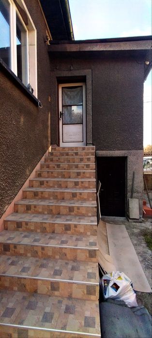 Продават се две къщи в жк. Църква, гр. Перник