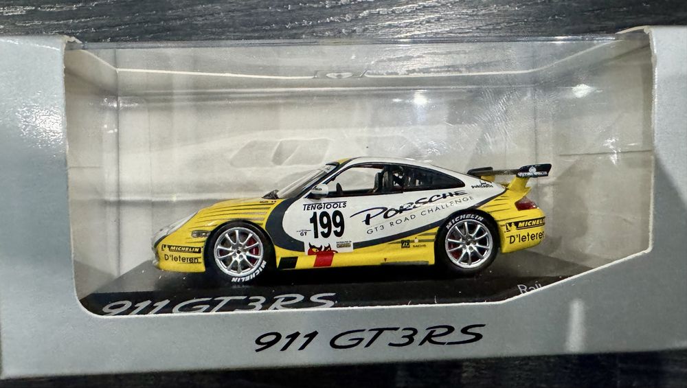 Продавам състезателни колекционерски модели 1/43 HPI Minichamps IXO