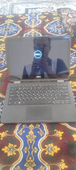 Planshet-noutbul Dell.