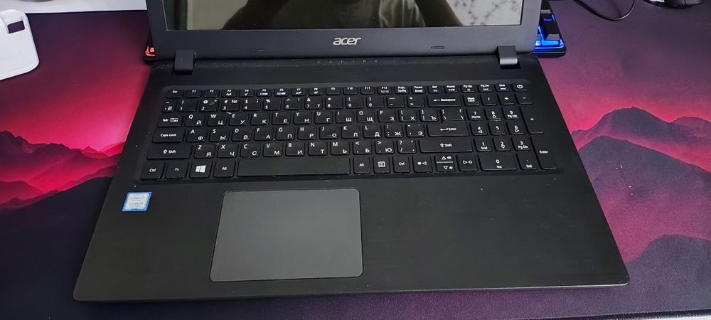 Ноутбук марки Acer