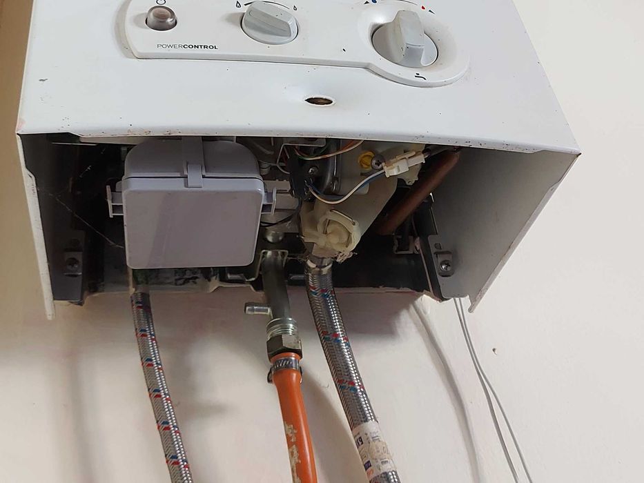 Газов бойлер-котел Junkers стенен-работещ