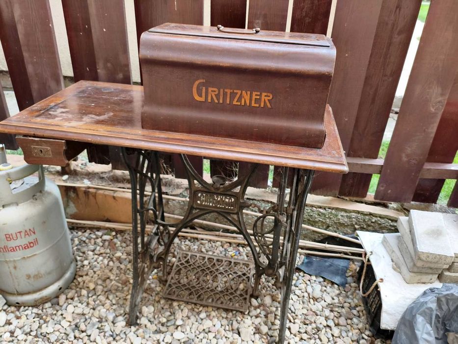 Masina de cusut Gritzner vintage de colectie