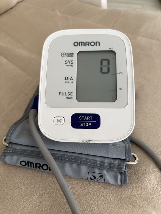 Tensiometru M2 Essential Omron validat clinic