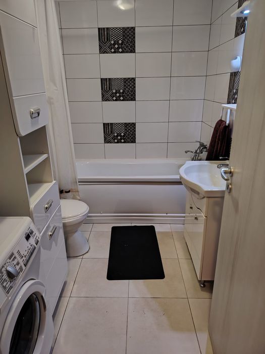 Închiriez apartament cu doua camere în Florești