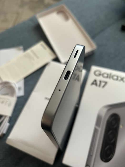 Samsung A17 6/128 silver Новый, ЕАС