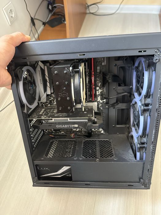 Геймърски компютър