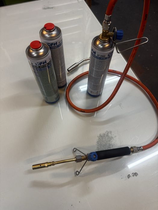 Arzator de lipit cu gaz plus furtun 1,5m