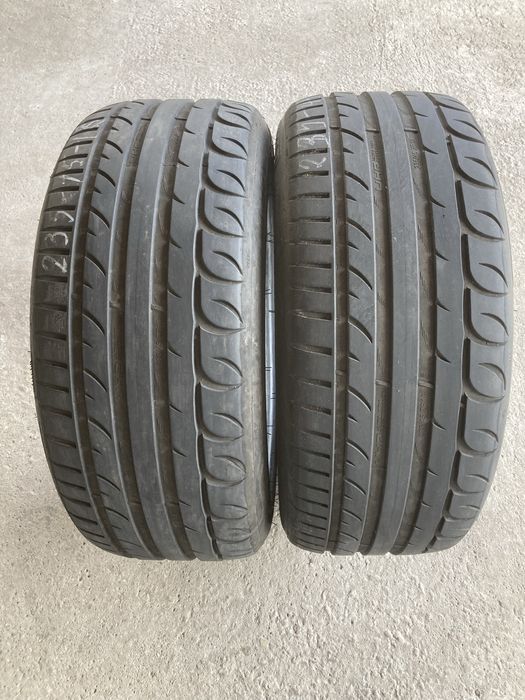 Лятни гуми 235-45-18