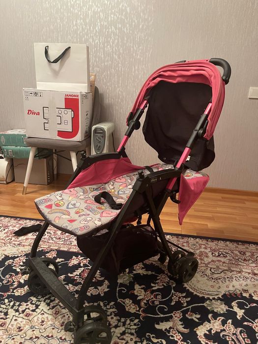 Продается детская коляска chicco