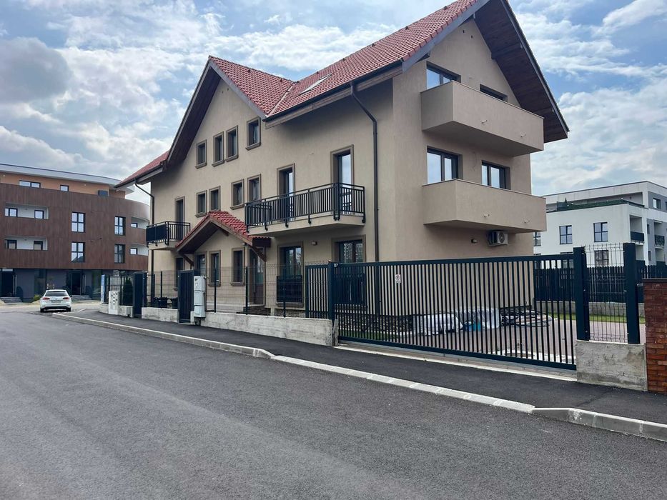 Apartament 2 camere, prima inchiriere, imobil tip casa, zona Coresi Tractorul