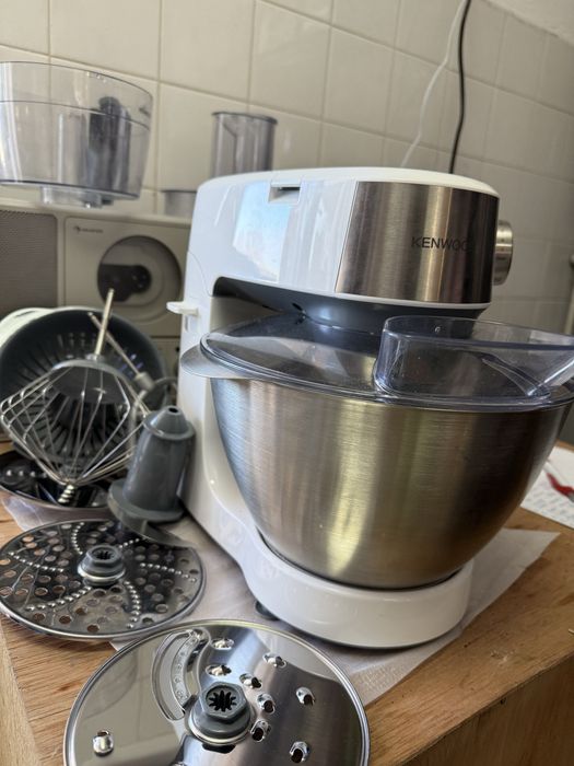 Кухненски робот KENWOOD