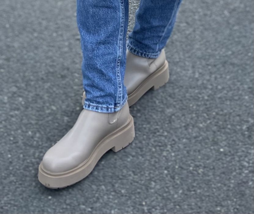 Боти Челси H&M.