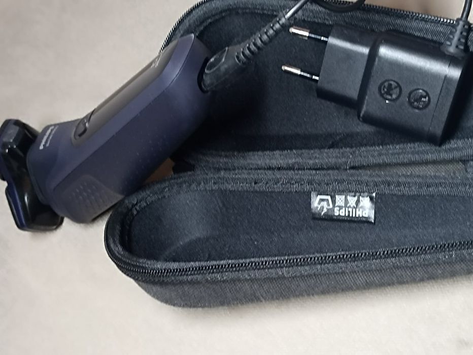 Aparat mașina de ras PHILIPS Series 5000 S5585