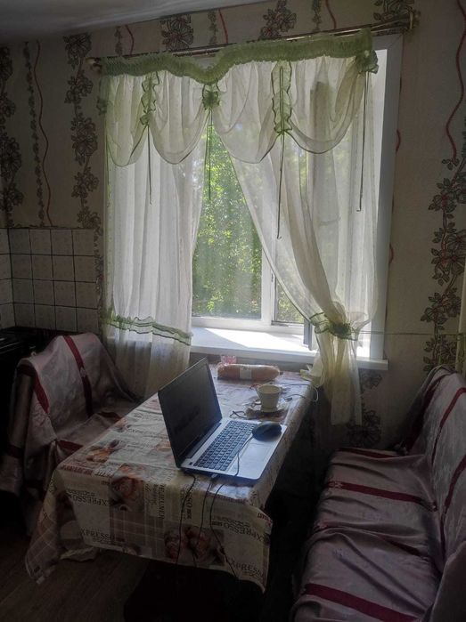 Продам 3-х комнатную в центре