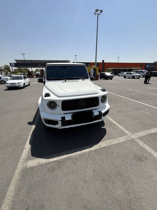 Mercedes benz G63 AMG