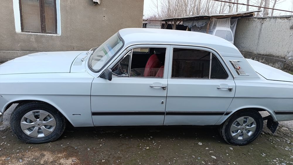 Волга газ 24 сотилади