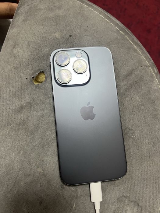 Iphone 15 pro  продаю срочно