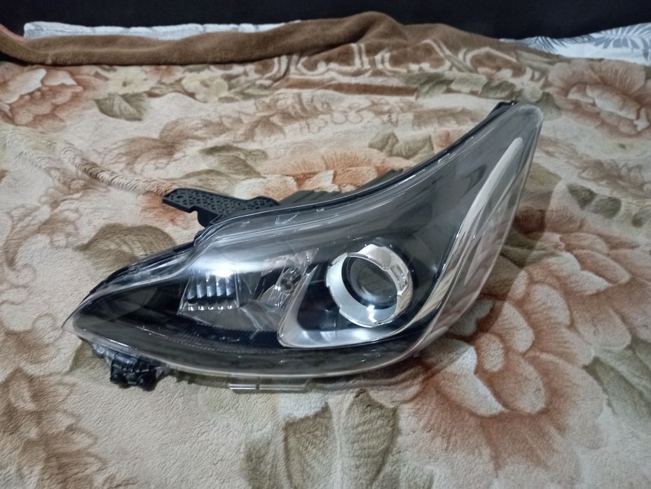 Фары  на Шевроле  спарк