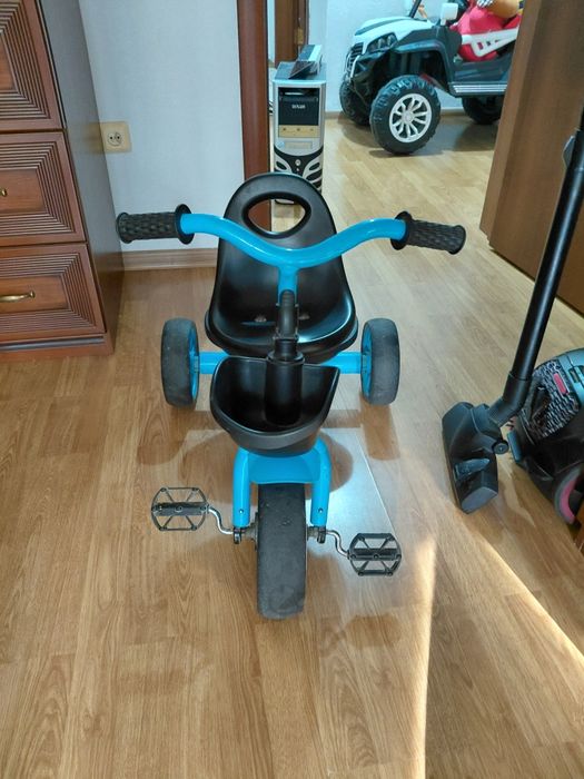 Продаются   не  игрушки  в отличном состояние