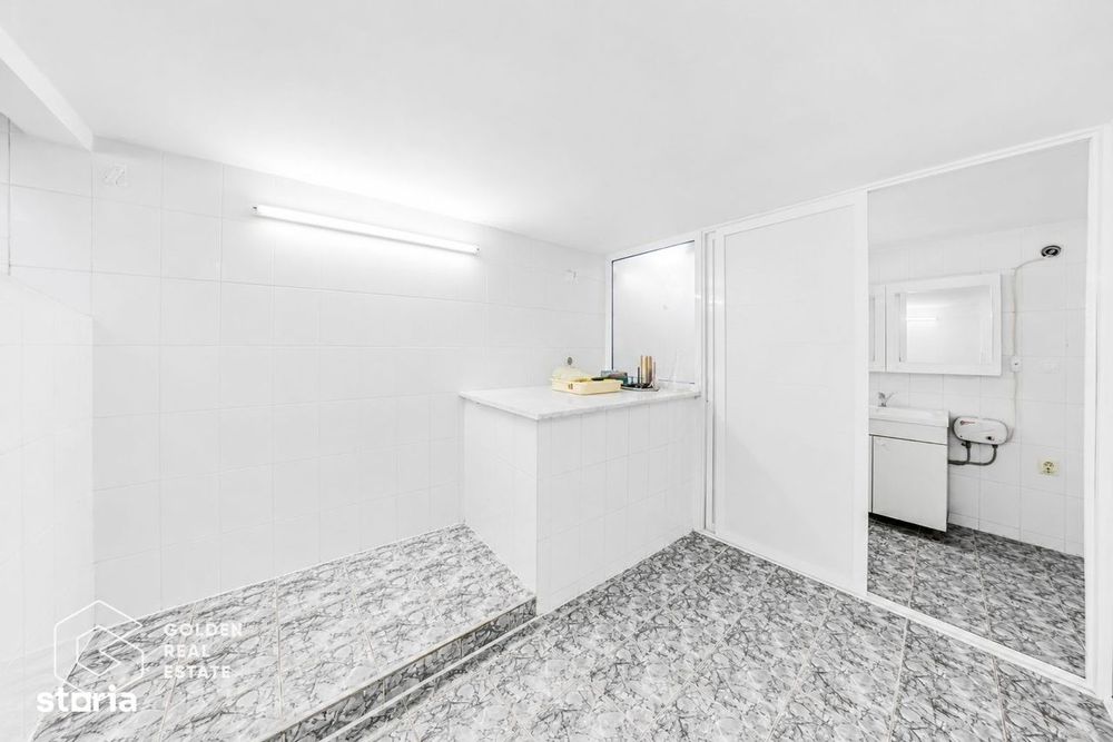 Cabinet medical, 200mp, parter+subsol-Policlinica Speciala, Boul Rosu