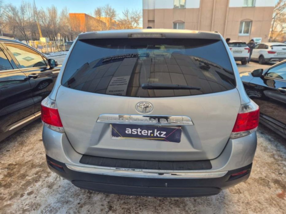 Тойота Хайландер