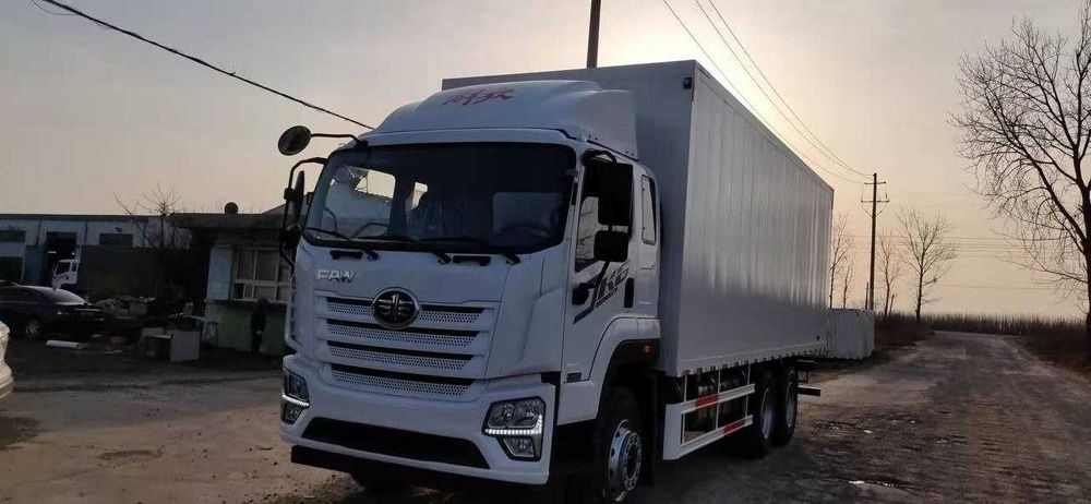 FAW  JK6  6х4 Евро 5  фургон