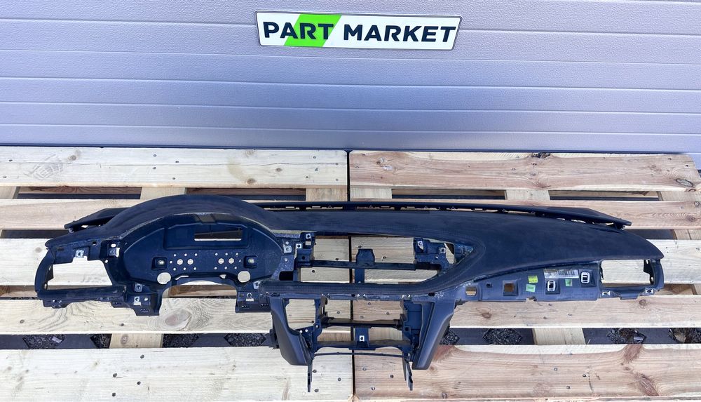 Табло AUDI A7 4G Алканатара