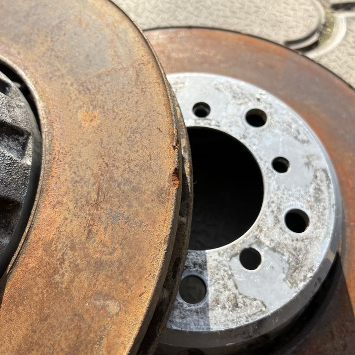 Тормозные диски колодки bmw m5 e39 бмв м5 е39