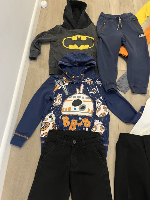 Lot haine baiat 5-6 ani