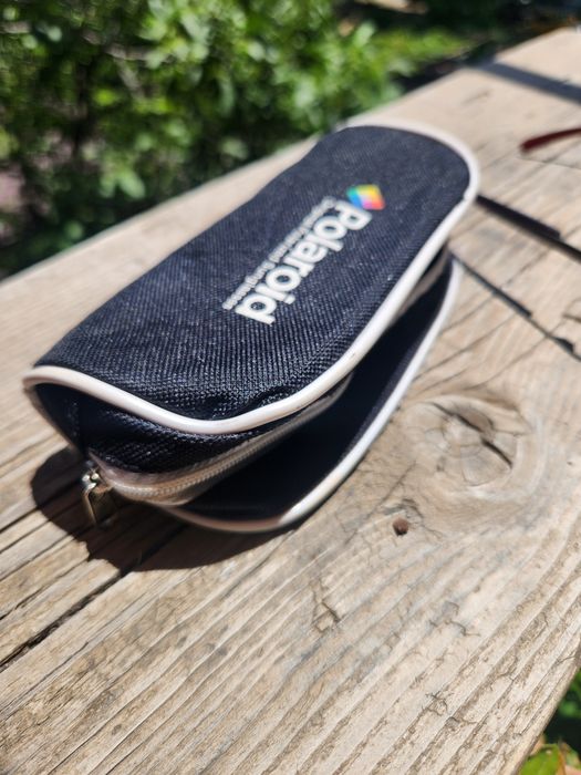 Продавам очила Polaroid