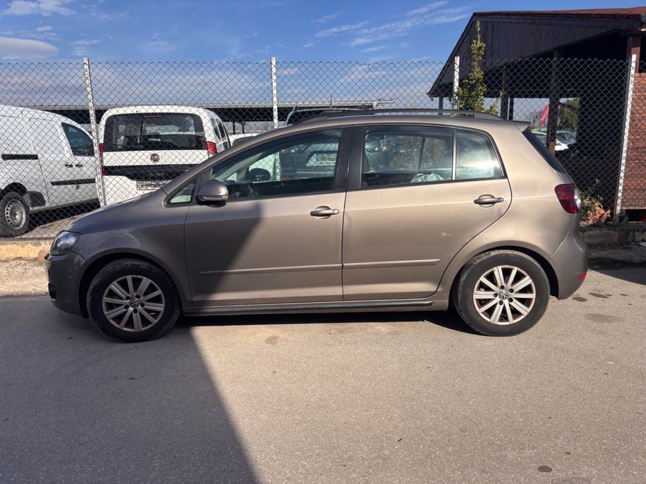 Volkswagen Golf Plus на части