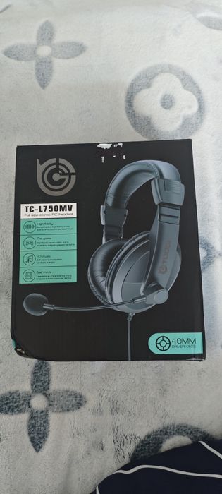 Распродажа наушников