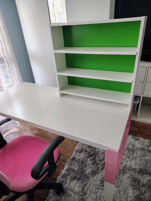 Детско бюро с надстройка IKEA 128х58см, рег. височина+стол (за момиче)