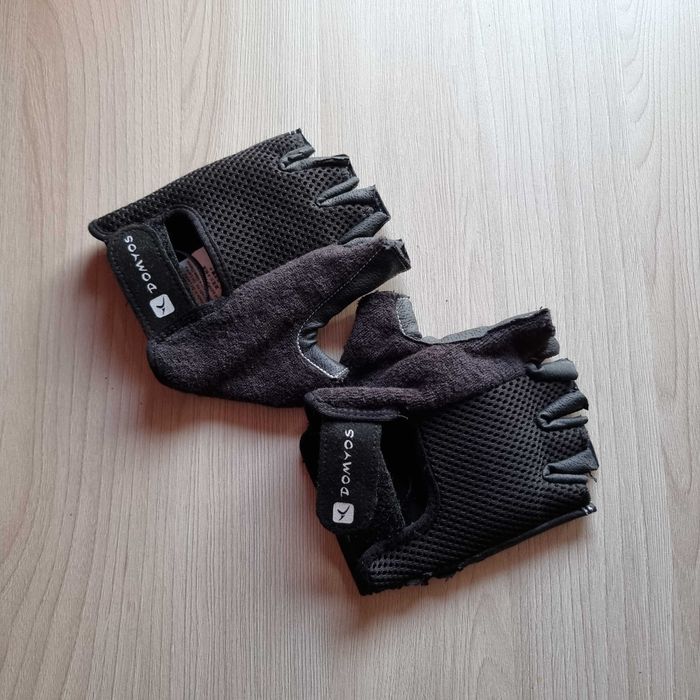 Manusi fara degete antisoc - Marime M de la 8 1/2 pana la 8 11/16