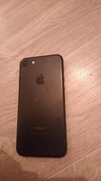 Продам Айфон 7 цена 35 или обмен