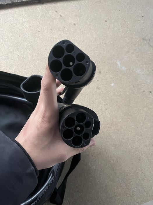 Зарядный кабель для эрлектромобилей