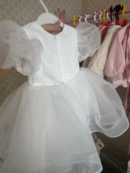 Белое платье на годик