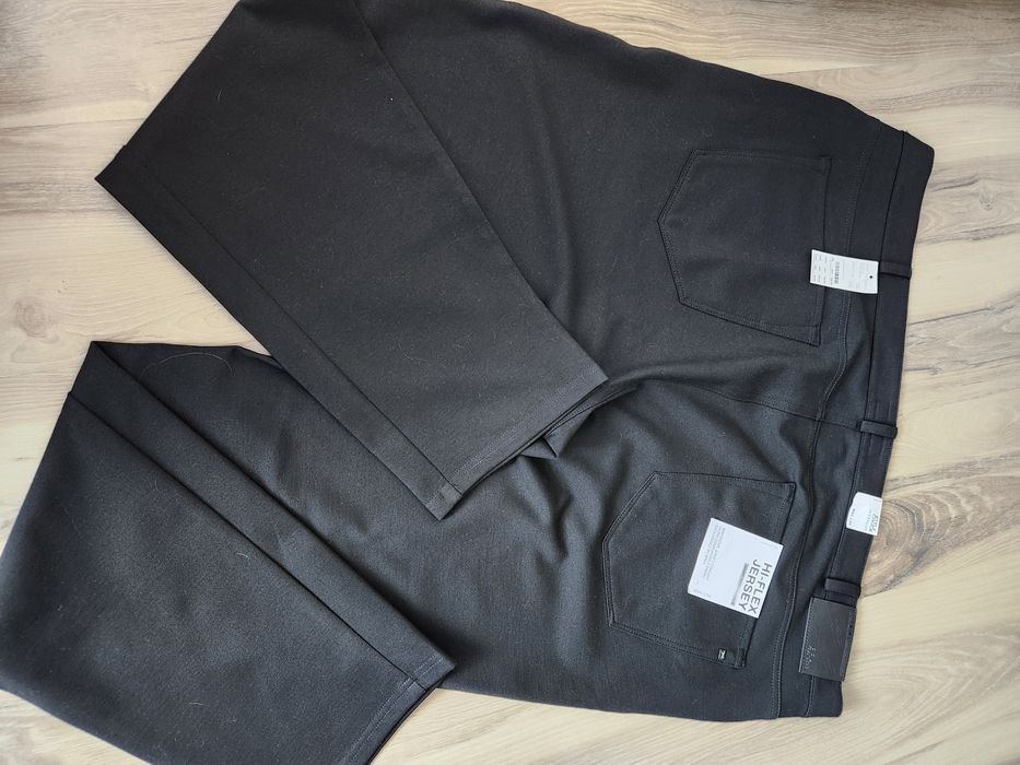 Pantaloni barbati  mărimi mari