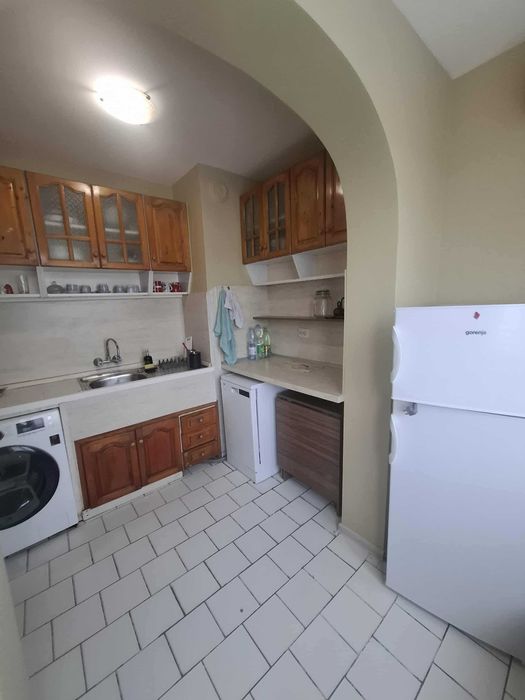 Дава се под наем Двустаен апартамент в Варна, Възраждане 1 - 55 кв.м за 357 € - Снимка #8