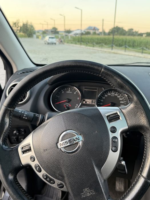 Nissan qasqhai+2