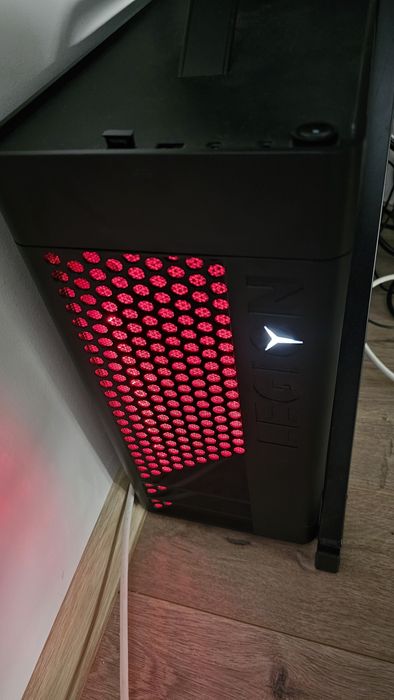 PC Gaming Lenovo Legion T530 | i5-8400 | GTX 1050 Ti | 16GB RAM | Wi-Fi | Windows