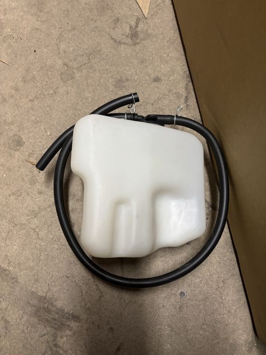 Бачок расширительный камри 30